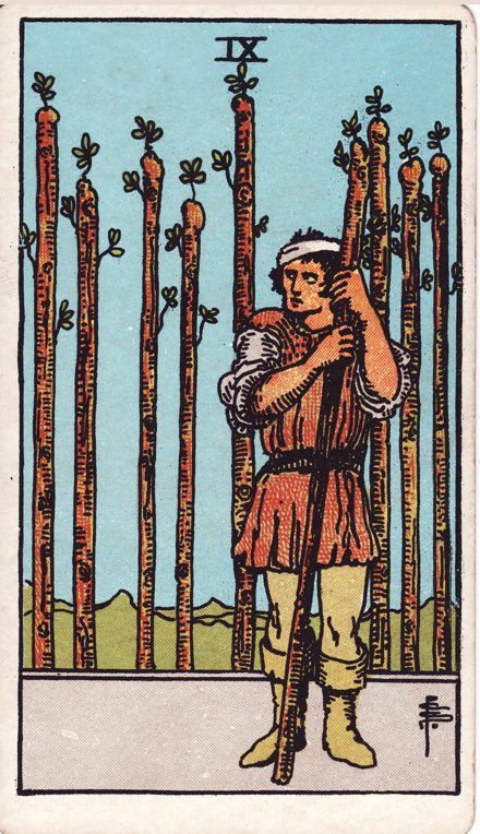 Chín Gậy (Nine of Wands)